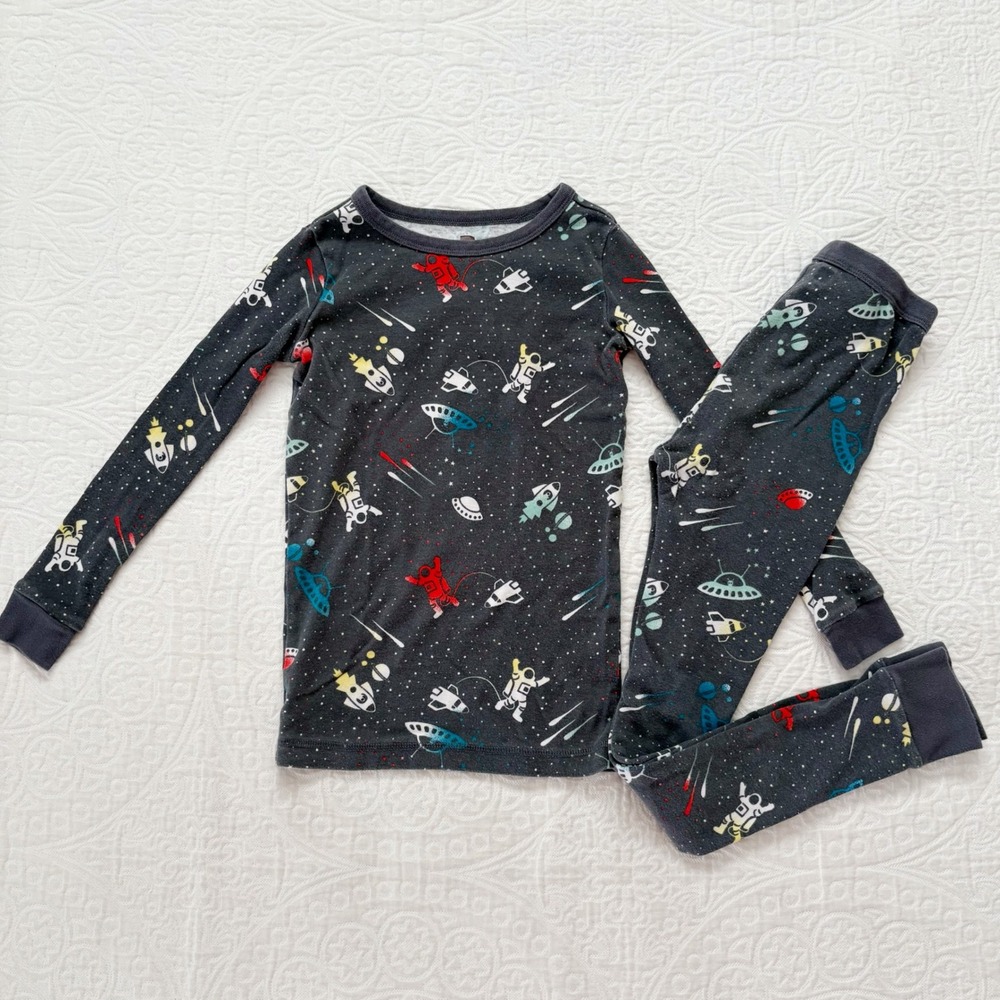 Tea Collection Kids' Cotton Graphic Print LS Pajama Set,‎ Space Print Sz 10